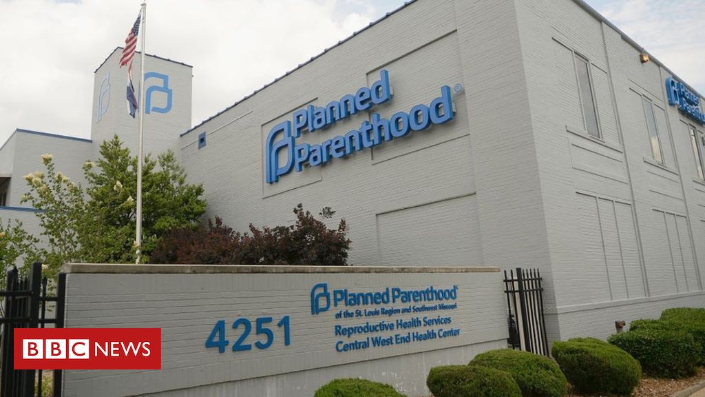 Missouri’s last abortion clinic wins reprieve